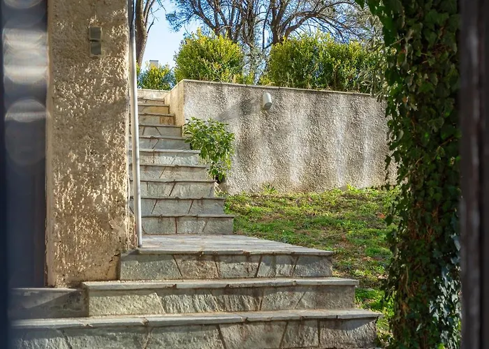 Meteora Ridges Apartman *